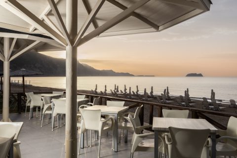 0009 – Kalamaki Beach Hotel – Oct2022 – AdamThanos.com